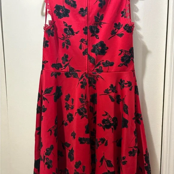 City Studio Red Dress with Black Lace Detail - Picture 4 of 5